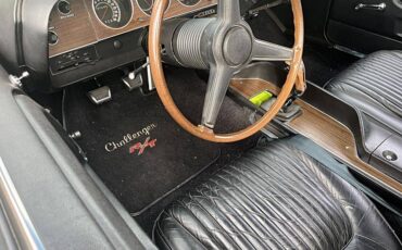 Dodge-challenger-1970-green-17
