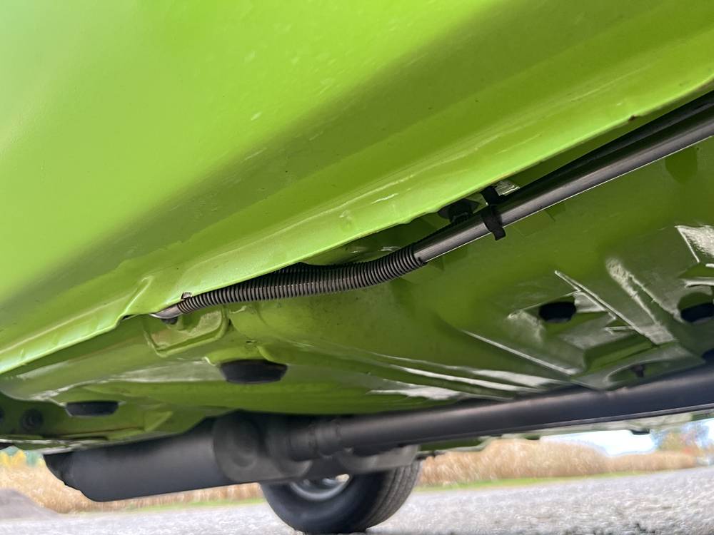 Dodge-challenger-1970-green-35