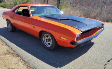 Dodge-challenger-1970-orange-10