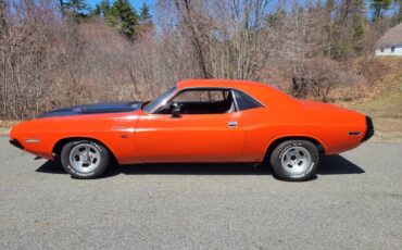 Dodge-challenger-1970-orange-11