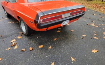 Dodge-challenger-1970-orange-13