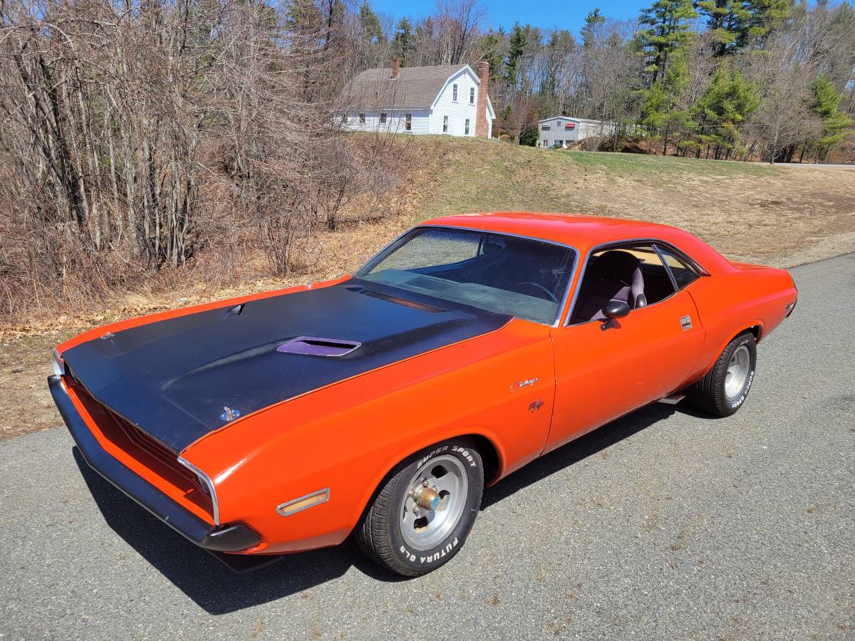 Dodge-challenger-1970-orange-2