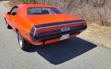 Dodge-challenger-1970-orange-4