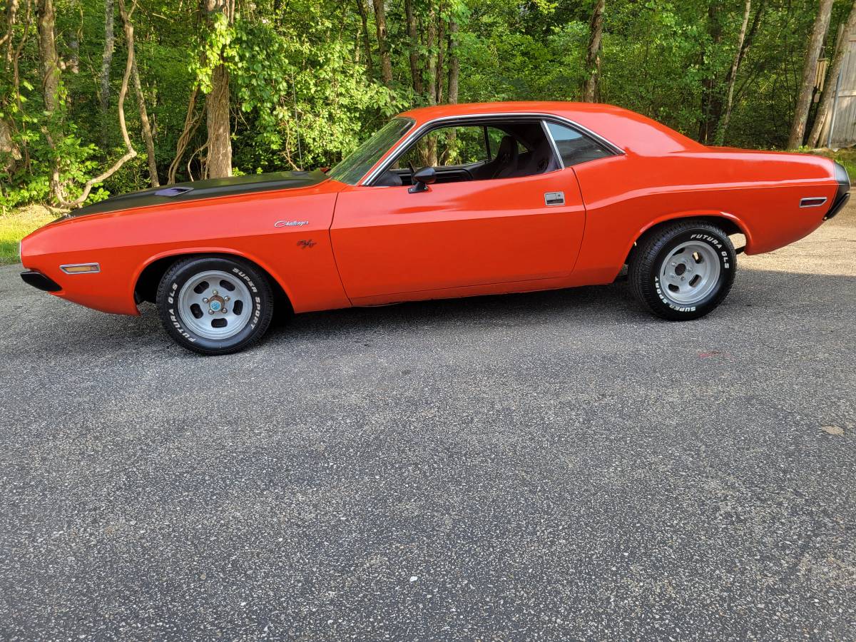 Dodge-challenger-1970-orange-5