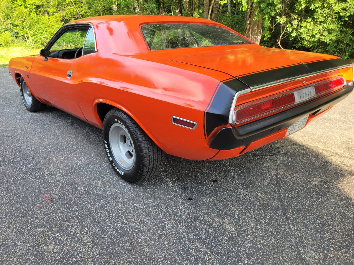 Dodge-challenger-1970-orange-6