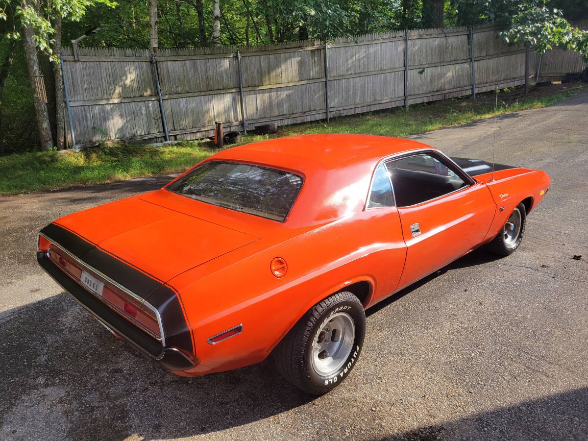 Dodge-challenger-1970-orange-7