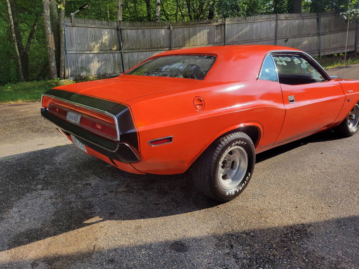 Dodge-challenger-1970-orange-8