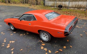 Dodge-challenger-1970-orange-9