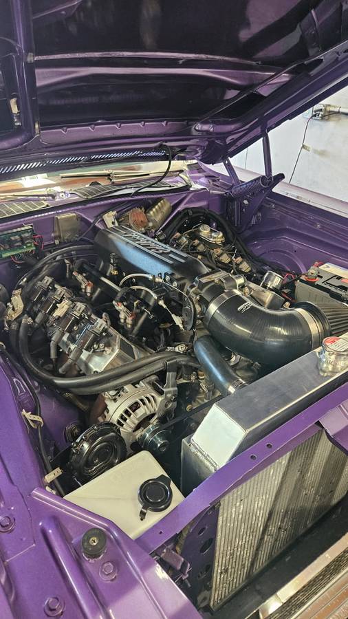 Dodge-challenger-1970-purple-12