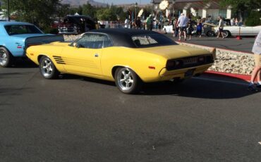 Dodge-challenger-1972-yellow-9