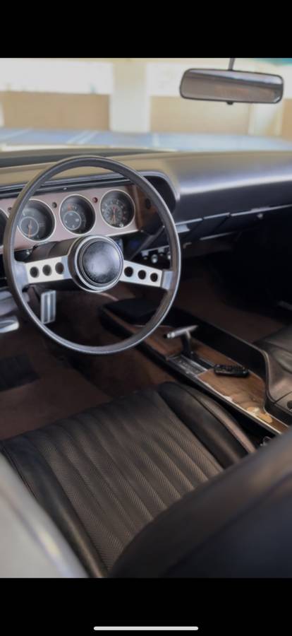 Dodge-challenger-1973-black-3