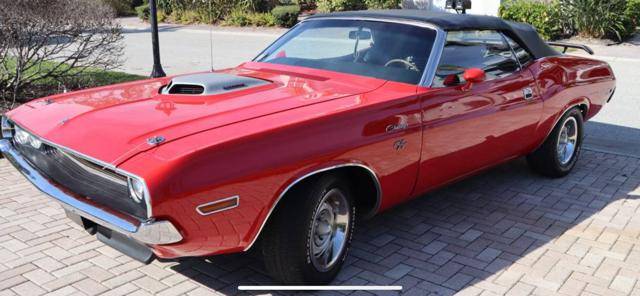 Dodge-challenger-rt-convertible-1970-red-7
