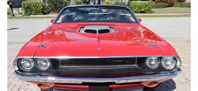 Dodge-challenger-rt-convertible-1970-red-8