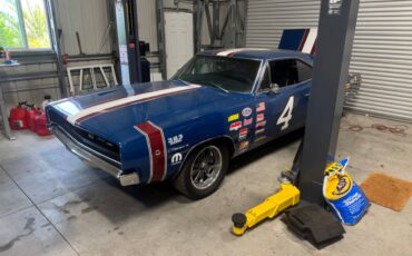 Dodge-charger-1968-blue-11
