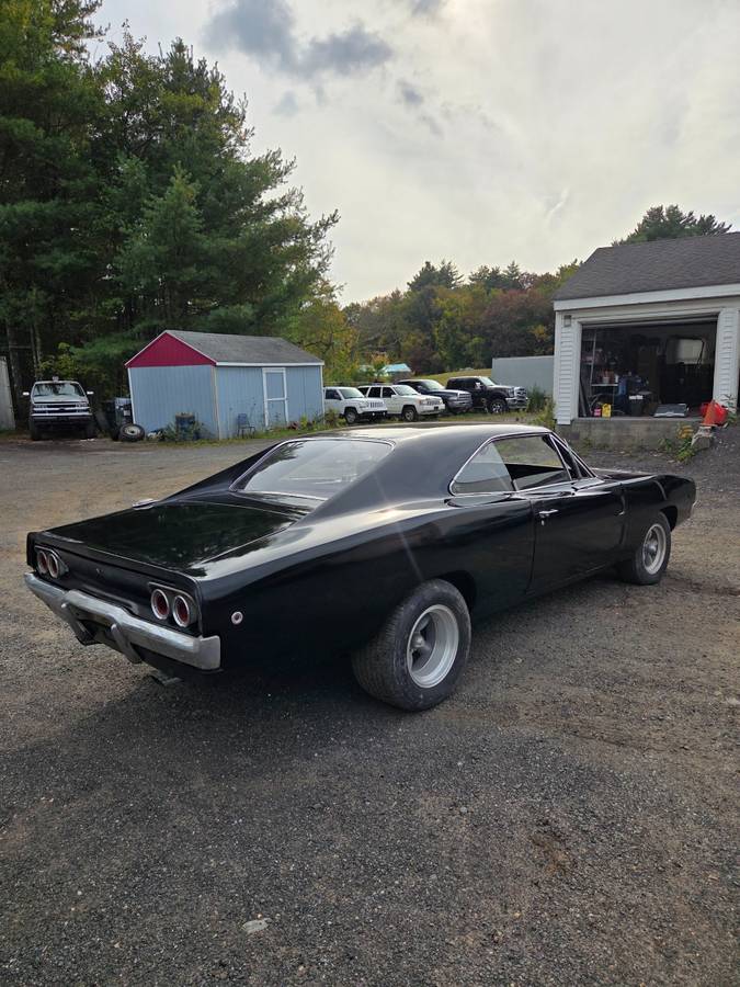Dodge-charger-1968-green-2