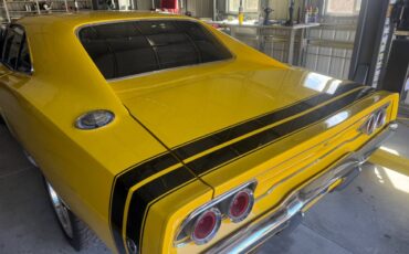 Dodge-charger-1968-yellow-2