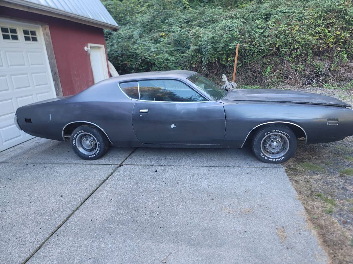 Dodge-charger-1971-black-2