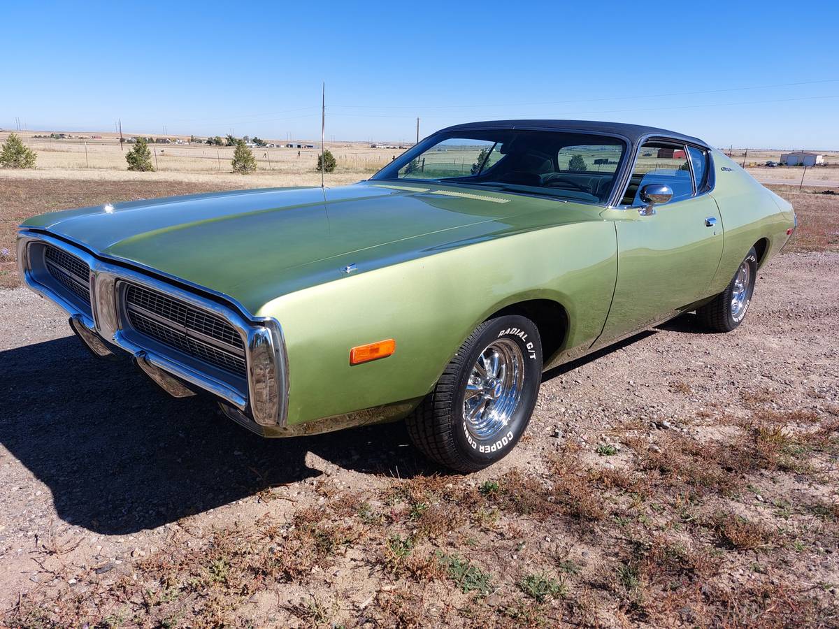 Dodge-charger-1972-green-2