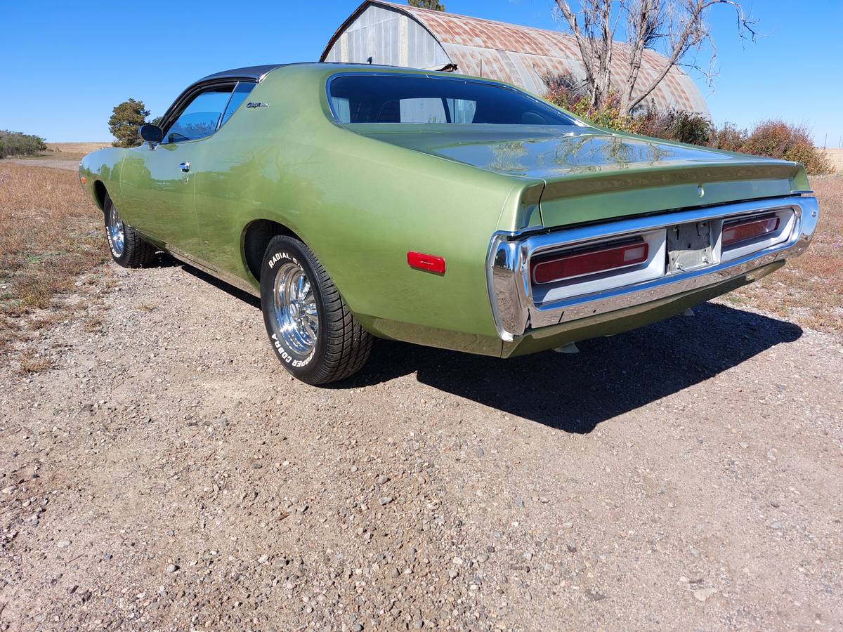 Dodge-charger-1972-green-7