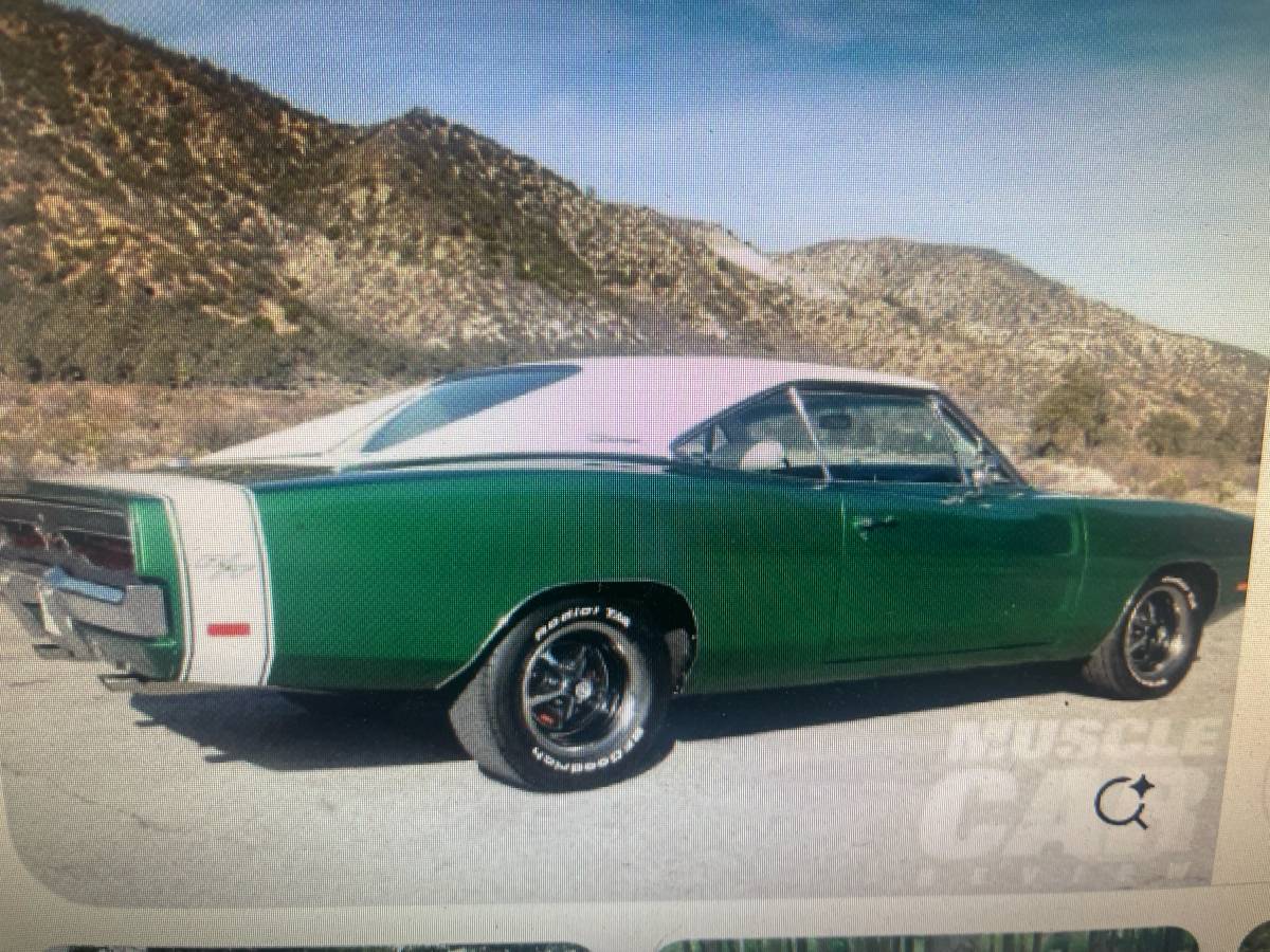 Dodge-charger-rt-1969-green-27