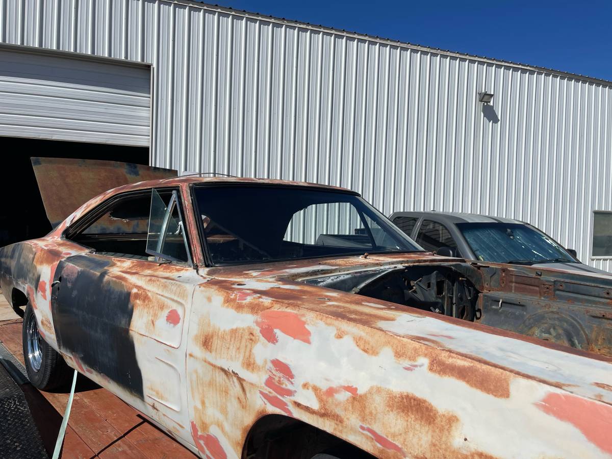 Dodge-charger-rt-1969-green-5
