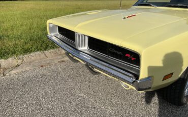 Dodge-charger-rt-se-1969-yellow-2