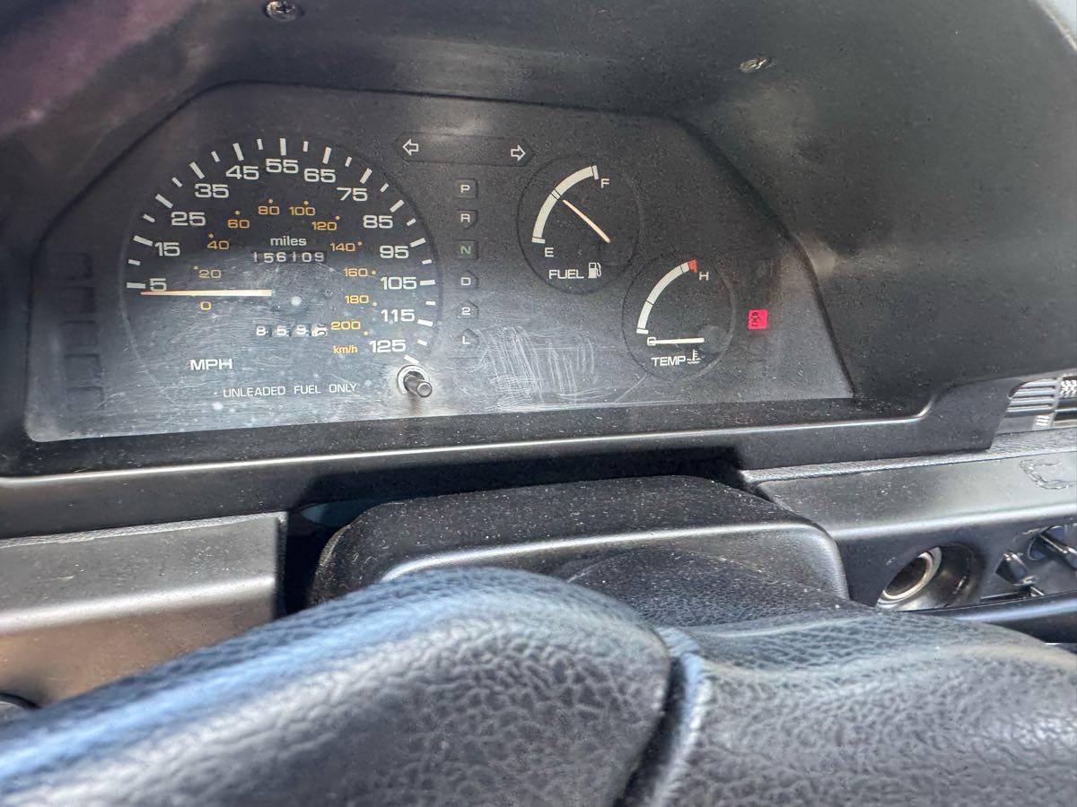 Dodge-colt-1991-blue-9