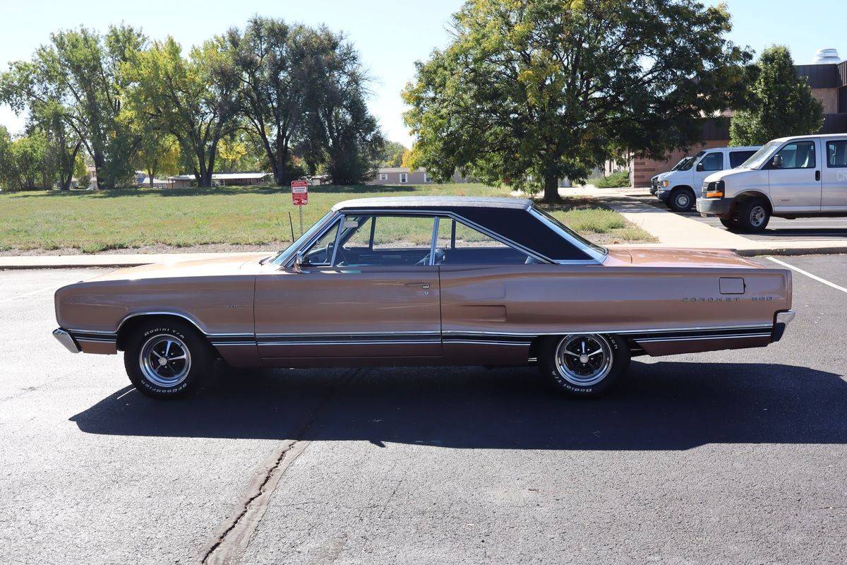Dodge-coronet-1967-brown-14