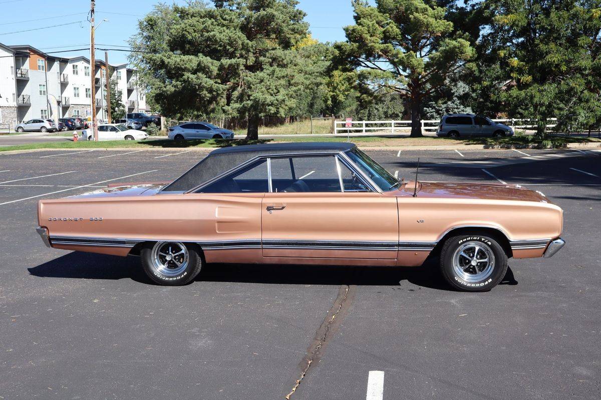 Dodge-coronet-1967-brown-5