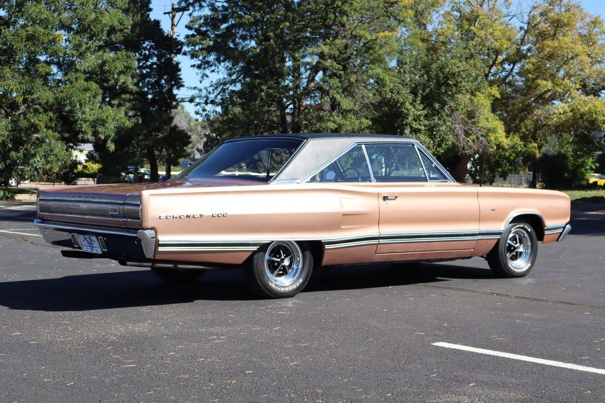 Dodge-coronet-1967-brown-9