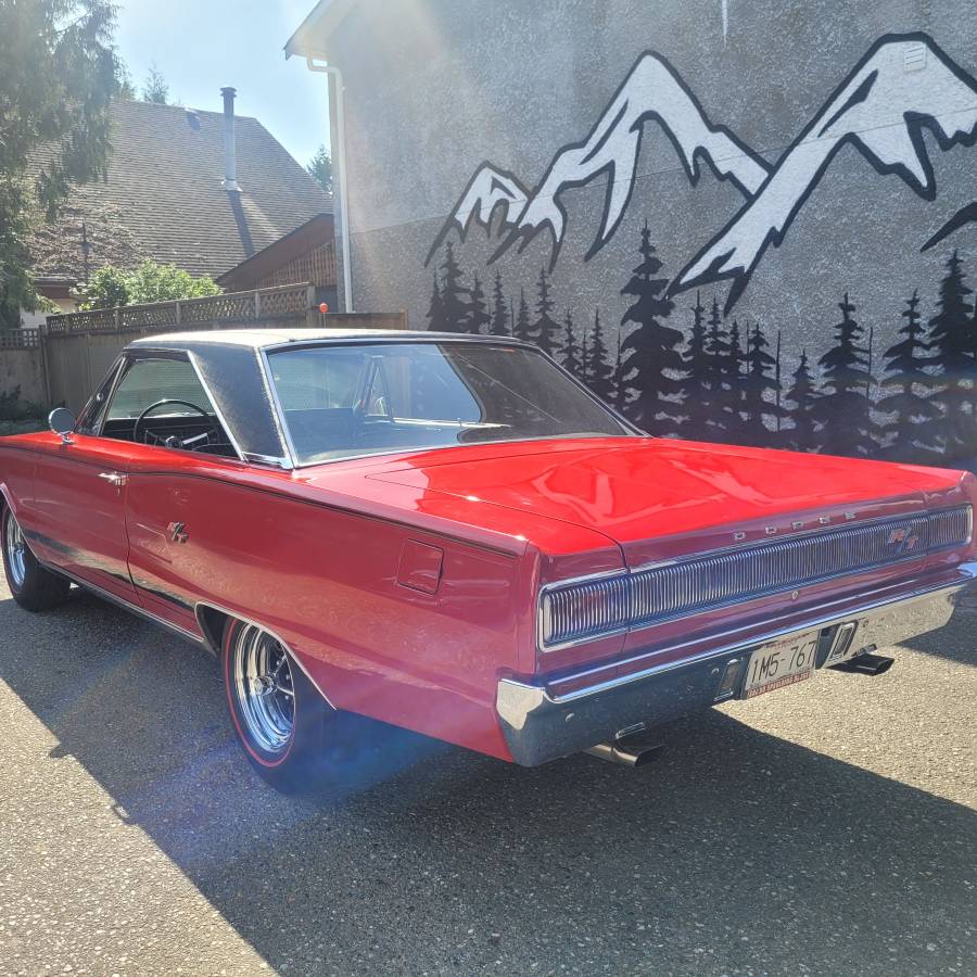 Dodge-coronet-rt-1967-red-2
