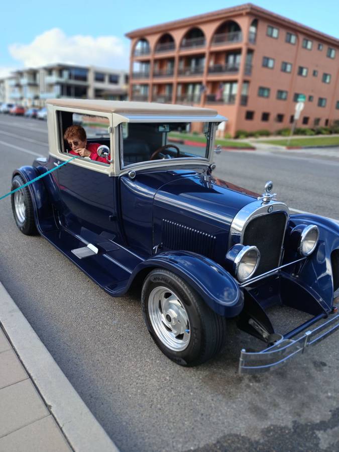 Dodge-coupe-1927-blue-10