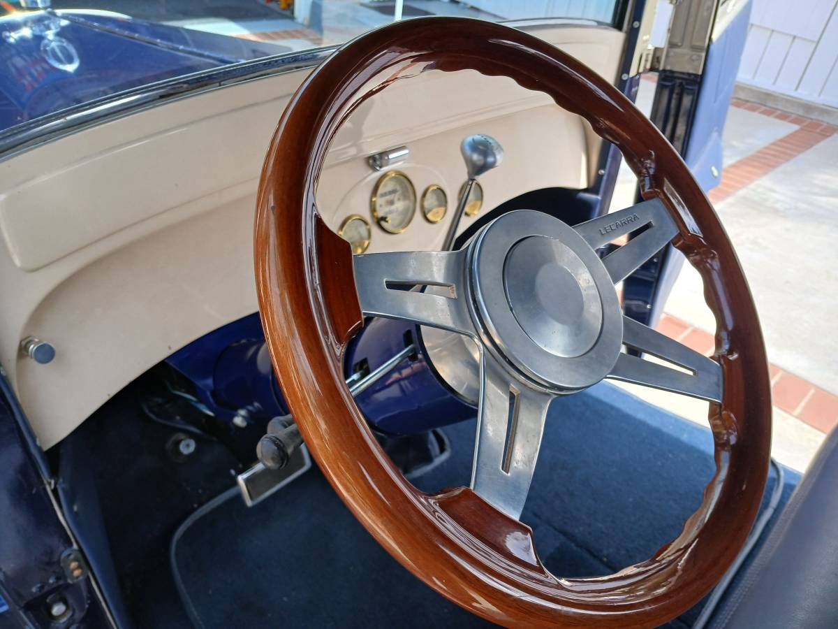 Dodge-coupe-1927-blue-16