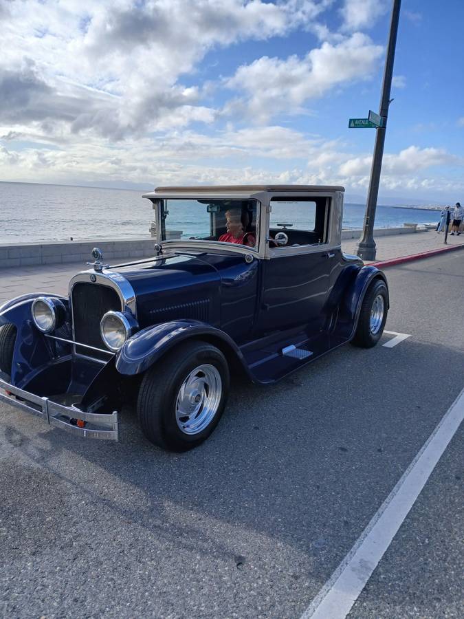 Dodge-coupe-1927-blue-9