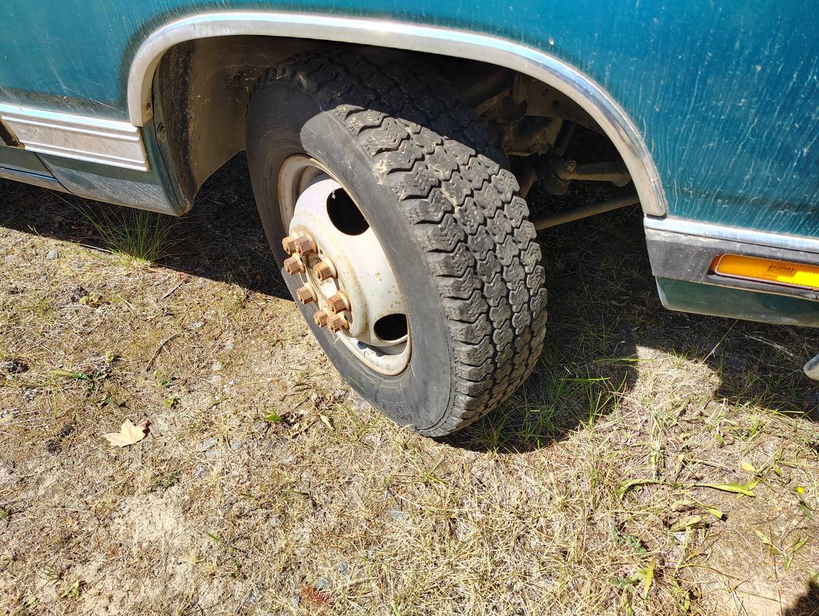 Dodge-d-350-diesel-1990-green-2