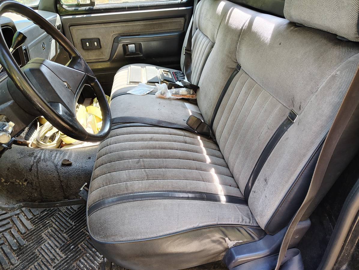 Dodge-d-350-diesel-1990-green-4