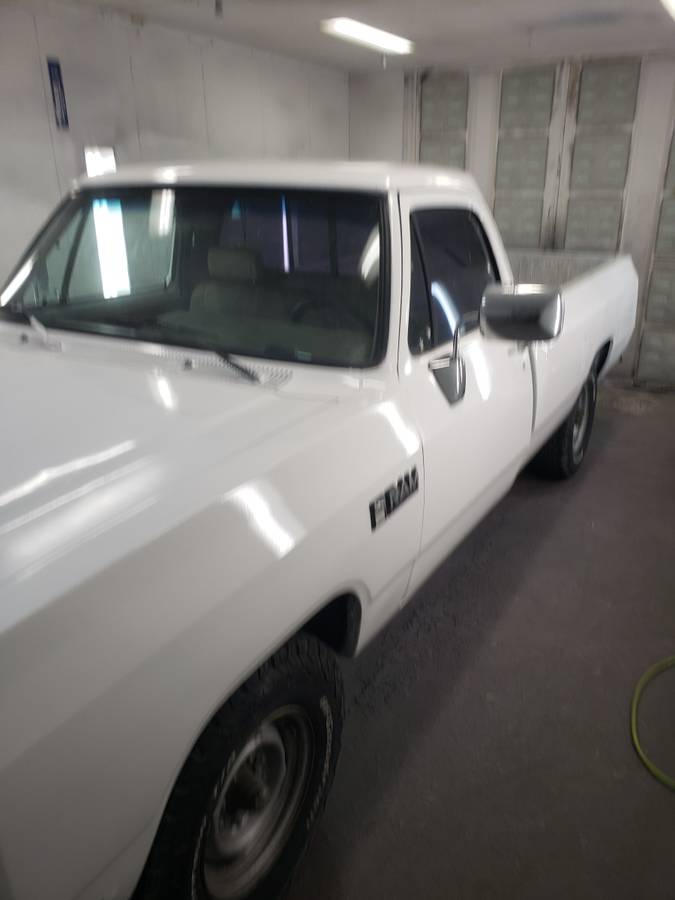Dodge-d-350-diesel-1990-white-10
