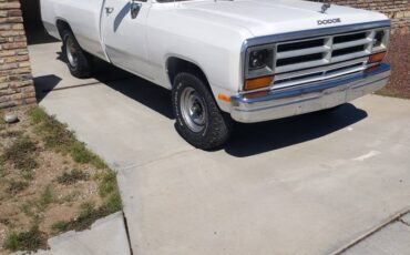 Dodge-d-350-diesel-1990-white-2