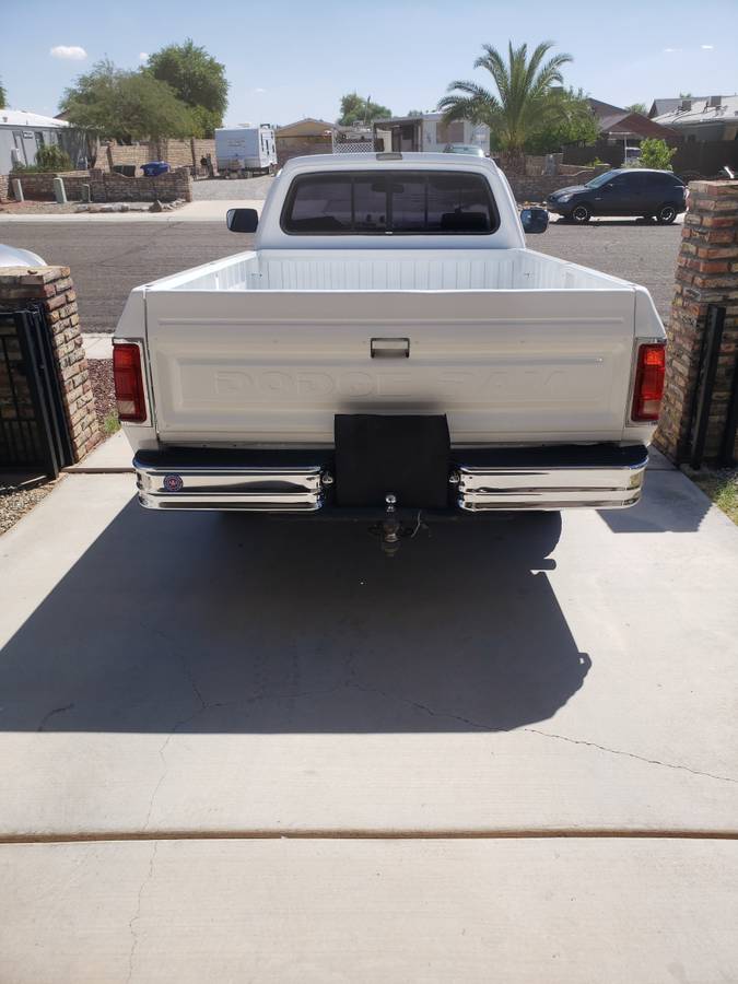 Dodge-d-350-diesel-1990-white-3