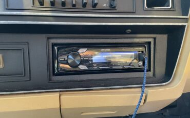 Dodge-d-series-conventional-cab-150-job-rated-1988-yellow-7