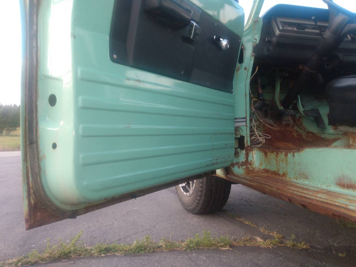 Dodge-d100-1970-green-3