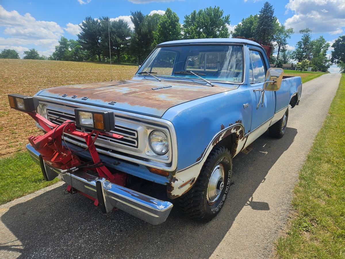 Dodge-d100-1973-blue-2