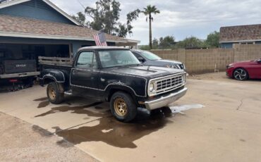 Dodge-d100-1976-black-1