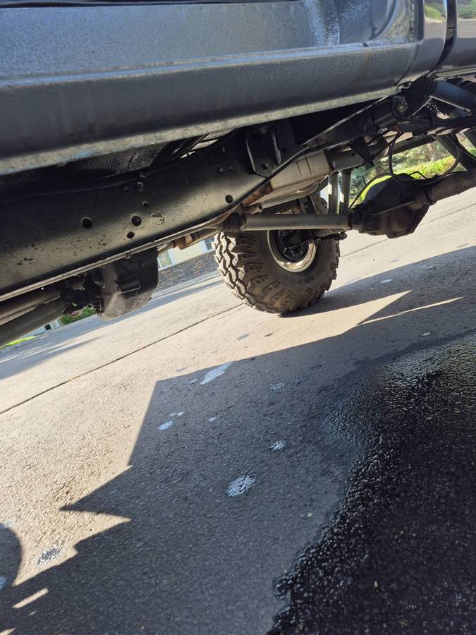 Dodge-d100-4x4-home-build-1966-grey-3