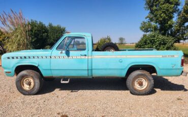 Dodge-d100-truck-4x4-1974-blue-3