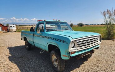 Dodge-d100-truck-4x4-1974-blue-5