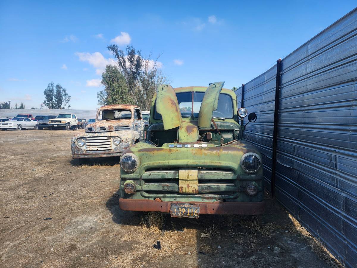 Dodge-d150-1952-green-2