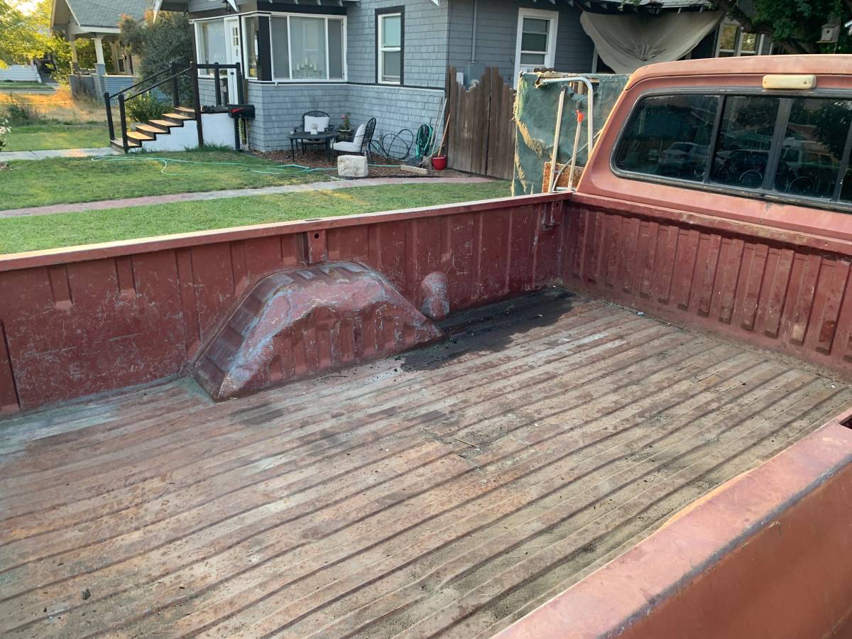 Dodge-d350-1985-brown-11