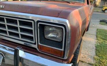 Dodge-d350-1985-brown-3