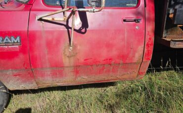 Dodge-d350-turbo-diesel-1989-red-1